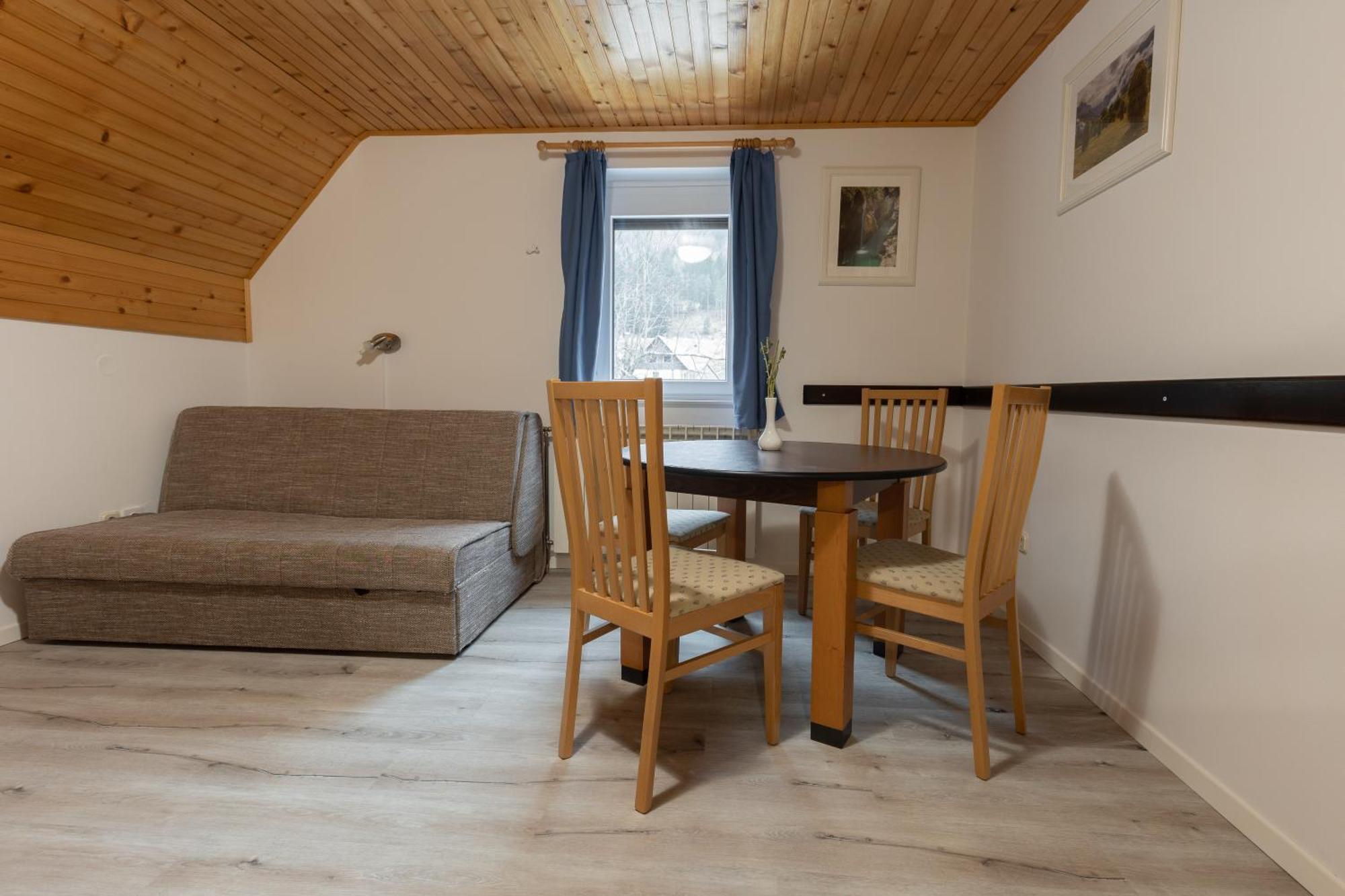 Metoja Apartment Soča Екстериор снимка