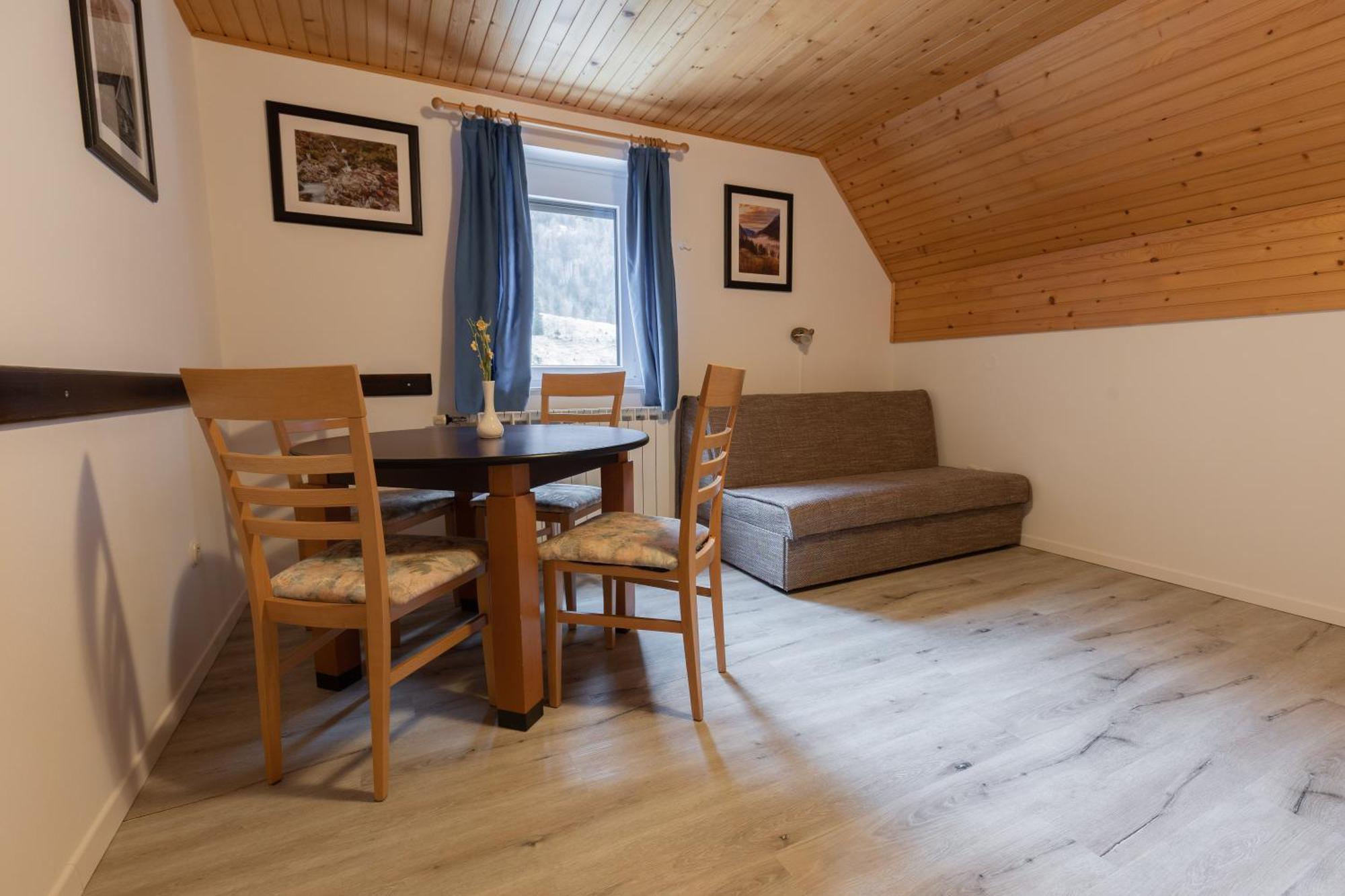 Metoja Apartment Soča Екстериор снимка